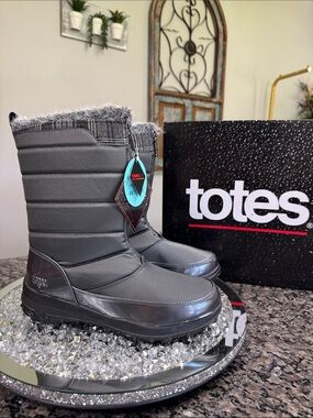 totes lexipewter Charcoal Gray Insulated Winter Boots waterproof Cuff NWT 9